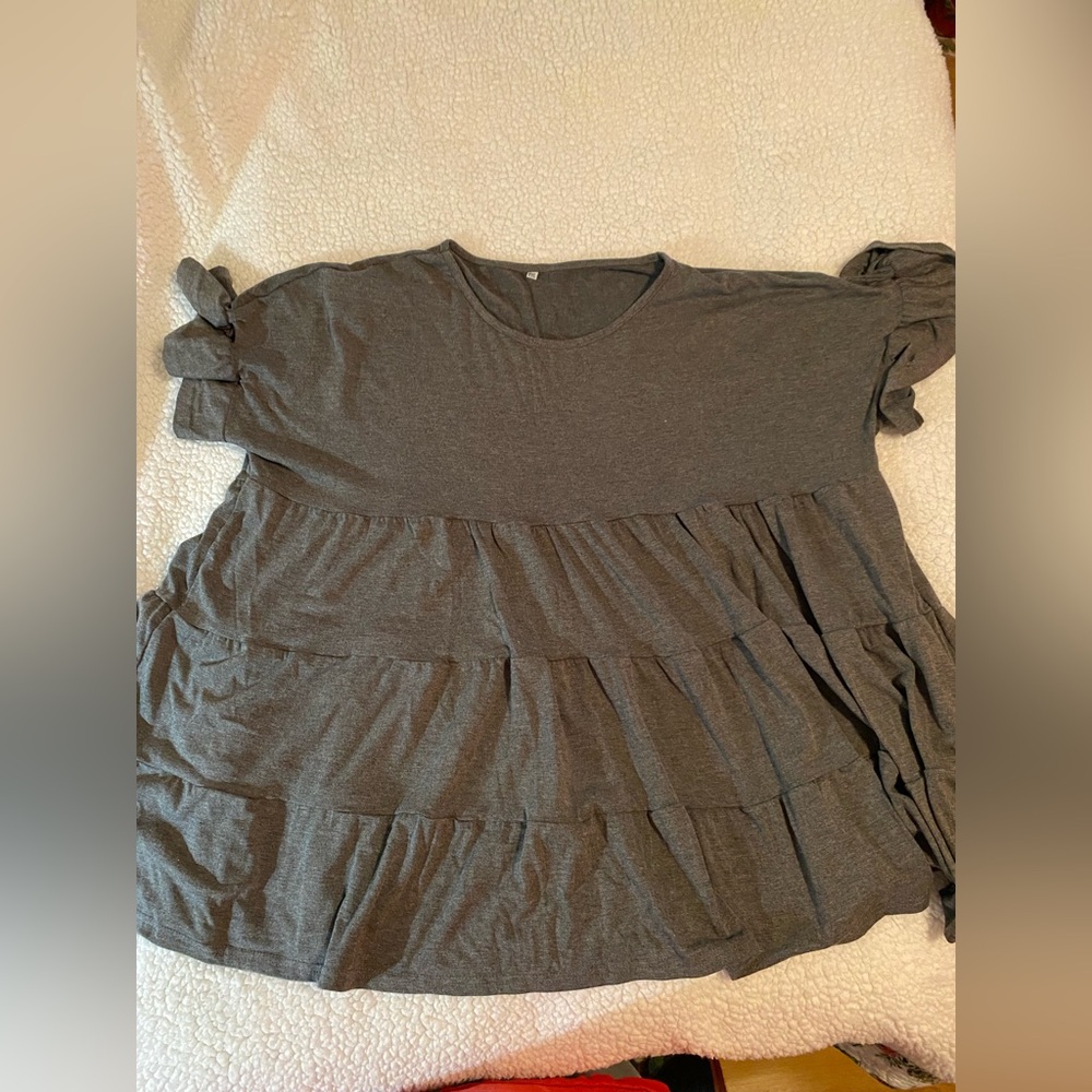 Gray Ruffle Sleeve Women's Top size xxl
